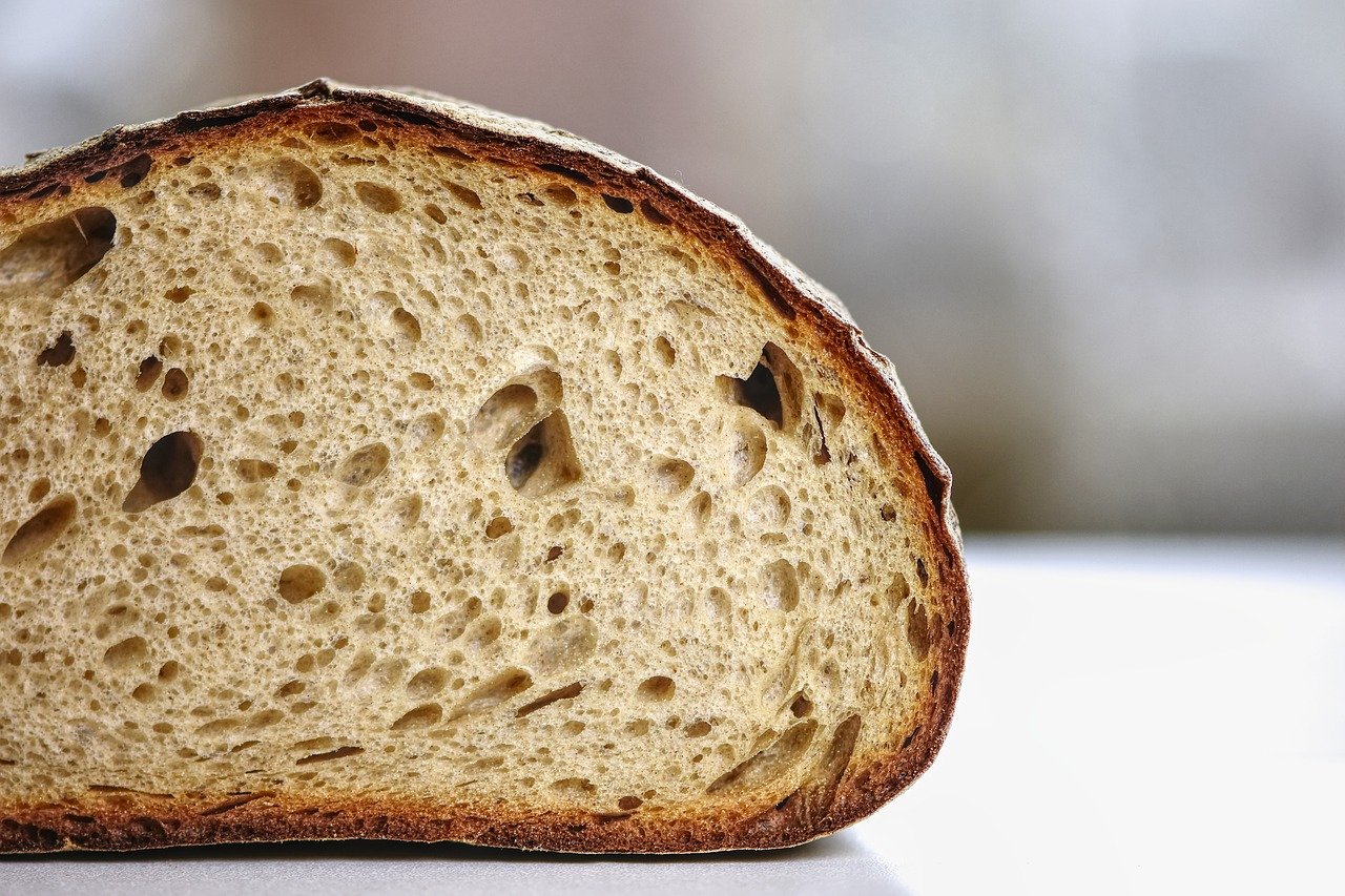 Co zrobić ze starego chleba?