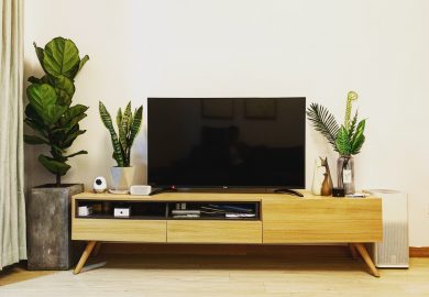 OLED czy QLED – jaki telewizor wybrać i co to znaczy?