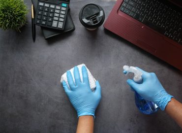 Jak zadbać o środki czyszczące w biurowcu?