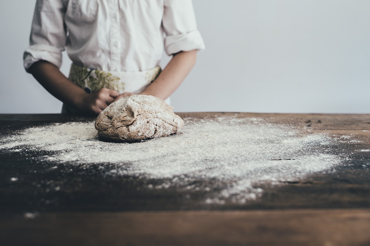 Miesiarka do ciasta — kluczowe narzędzie, które przyspieszy pracę w kuchni